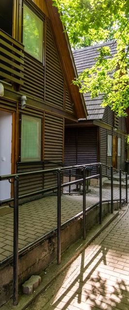 Mogyoróhegyi Erdei Faházak Visegrád