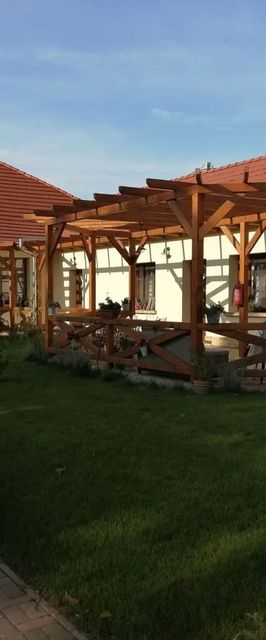 Napkirályfi Udvarház Tápiószőlős