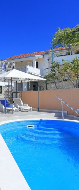 Nyaralóház Medencével Razanj, Rogoznica - 17904 Ražanj