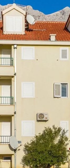 Apartmanok Parkolóhellyel Makarska - 18170