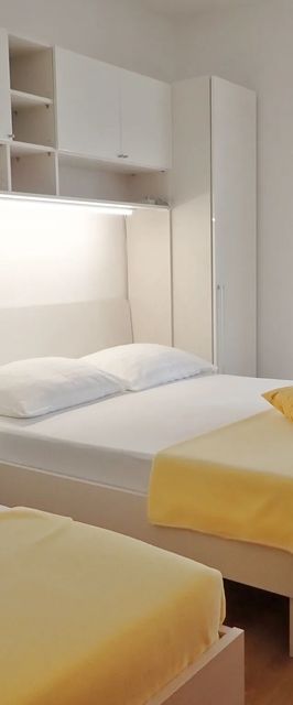 Apartments and Rooms Sidro Seline