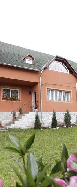 Pensiunea Csermely Izvoru Mureșului