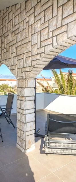 Apartments Bojana Vir