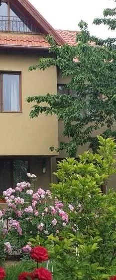 Vila Mugur 2 Mai