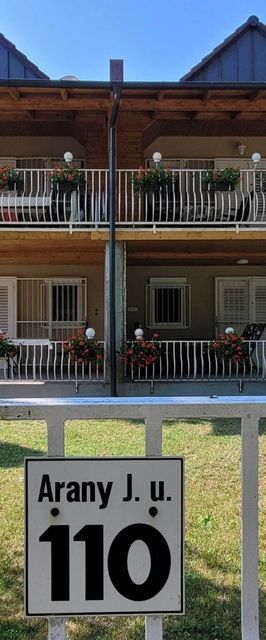 Szemesi Apartman Balatonszemes