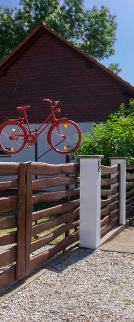 Piros Bicikli Vendégház Tiszafüred