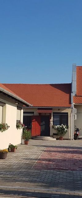 Borostyán Apartmanház Hajdúnánás