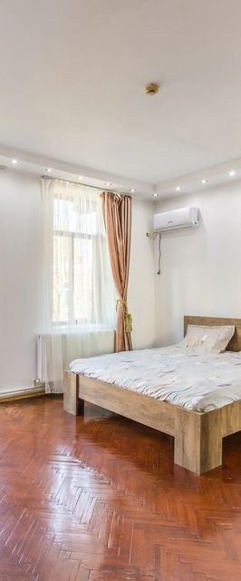 Faryna Apartment București