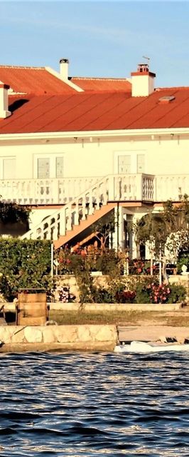 Apartmani Dobrica Kustići Pag