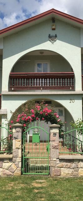 Fahal Vendégház Vezseny