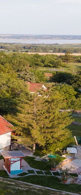 Família Plusz Vendégház Sukoró