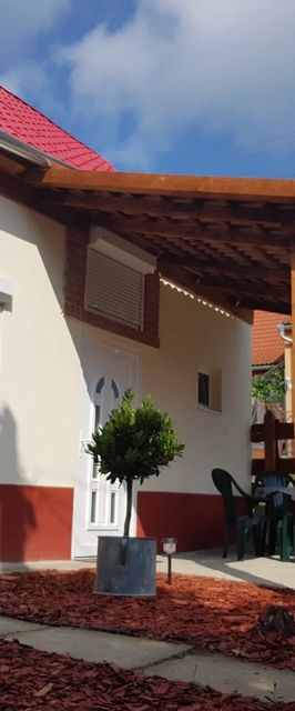 Kisház Üdülőház Bár 