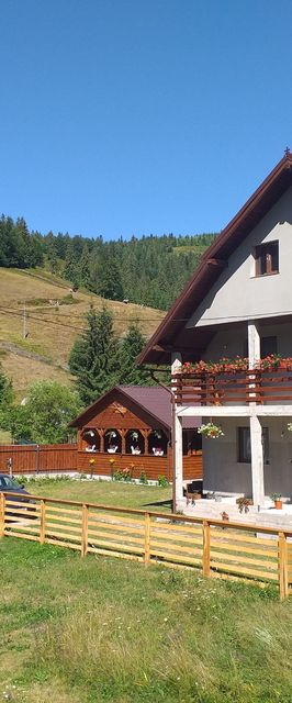 Casa Ianis Arieșeni