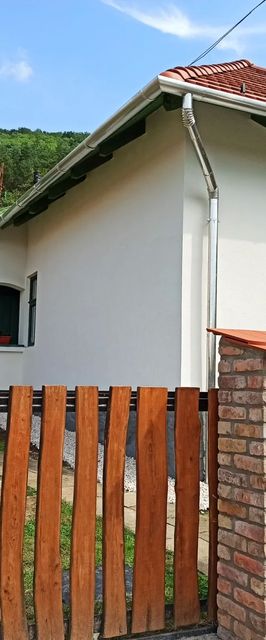 Eszkála Vendégház Uppony