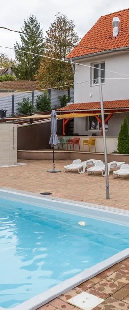 Forrás Panzió és Apartman Orfű