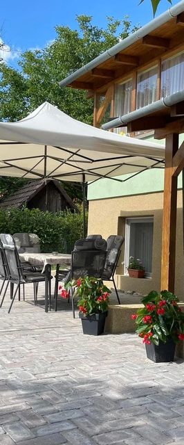 Anna Apartman Látrány