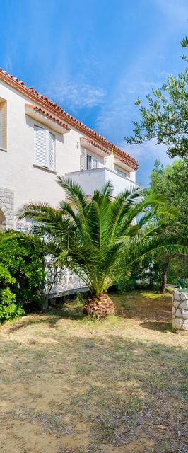 Apartments Sime Lopar