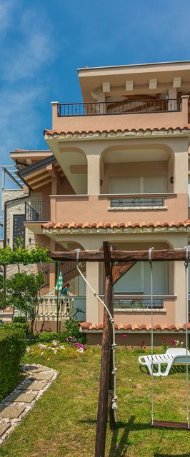 Apartments Anica Lopar