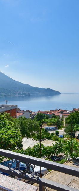 Apartments Nina & Mili Igrane