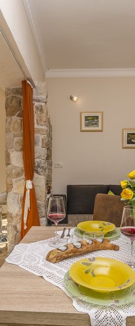 Apartment Mirella II Tribunj