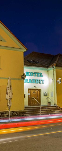 Hotel RABBIT Trhový Štěpánov