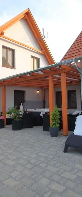 A tornácos Panzió Kéthely