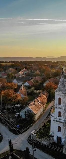 Hársfa Home Vendégház Mencshely