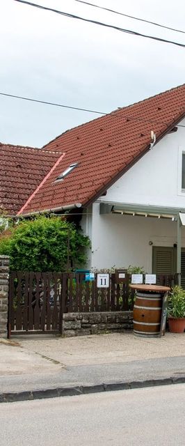 Encián Apartmanház Tihany