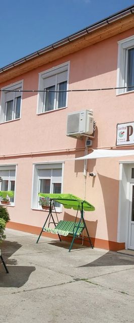 Centrál Panzió Szentes