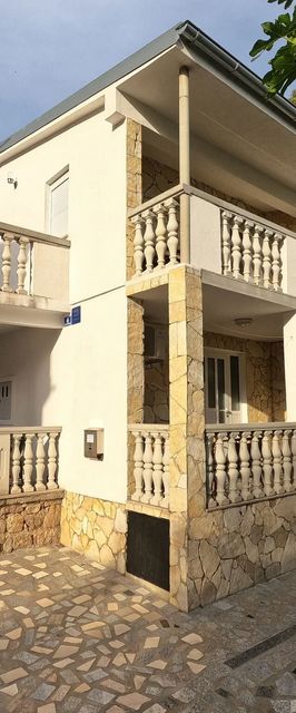 Apartmani Lana Seline