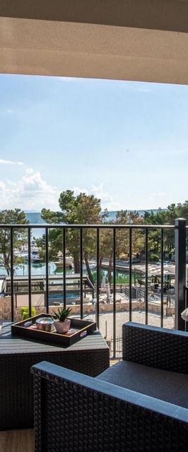 Apartments Doris Malinska