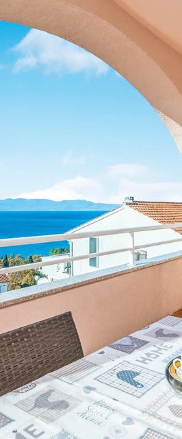 Apartman Njivice - CKI272