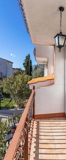 Apartman Kaštel Kamblelovac - CDF842