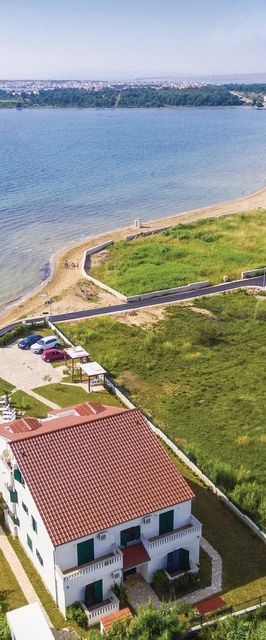 Apartman Privlaka - CDA163