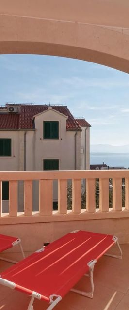 Apartman Bol - CDB552