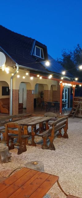 Gyopárosi Vendégház Orosháza