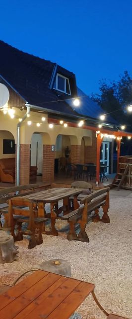 Gyopárosi Vendégház Orosháza