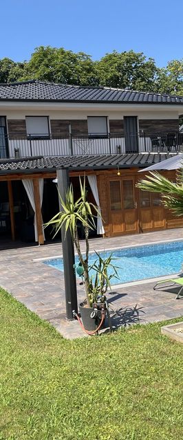 Sweet Home Apartmanház Balatonszárszó