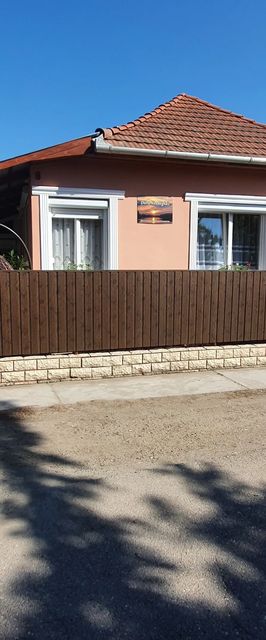 Dóra Vendégház Poroszló