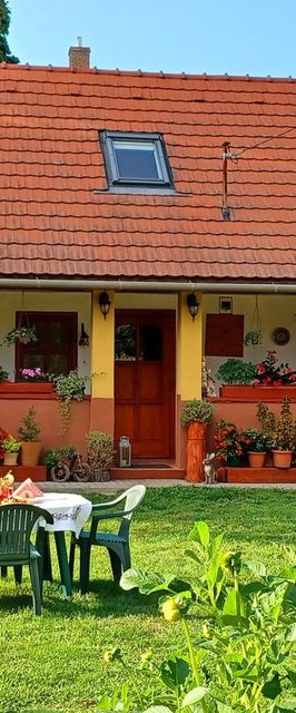 Tulipán Vendégház Bodony