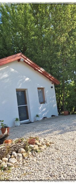 Patak-Parti Pihenő Vászoly