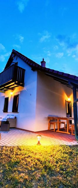 Mandulavirág Szálláshely Balatonszepezd 