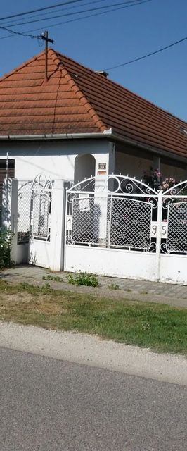 Magdika Vendégház Pázmánd