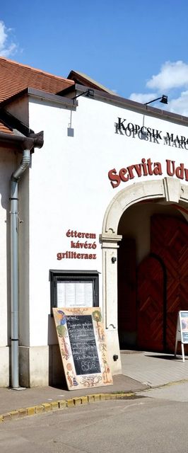 Servita Udvarház Eger