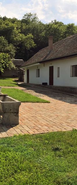 Mézesház Kisjakabfalva