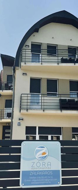 Zóra Apartmanház Zalakaros