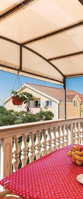 Apartman Srima - CDJ405