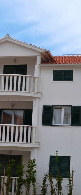 Apartman Dario Srima