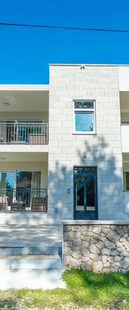 Apartmanok Parkolóhellyel Vir - 18539