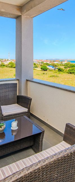 Apartmanok Parkolóhellyel Vir - 18541